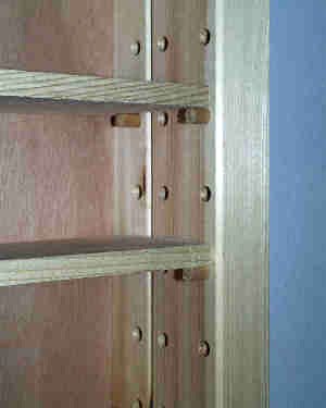 Picture 3: Detail of rack, showing the shelve supports